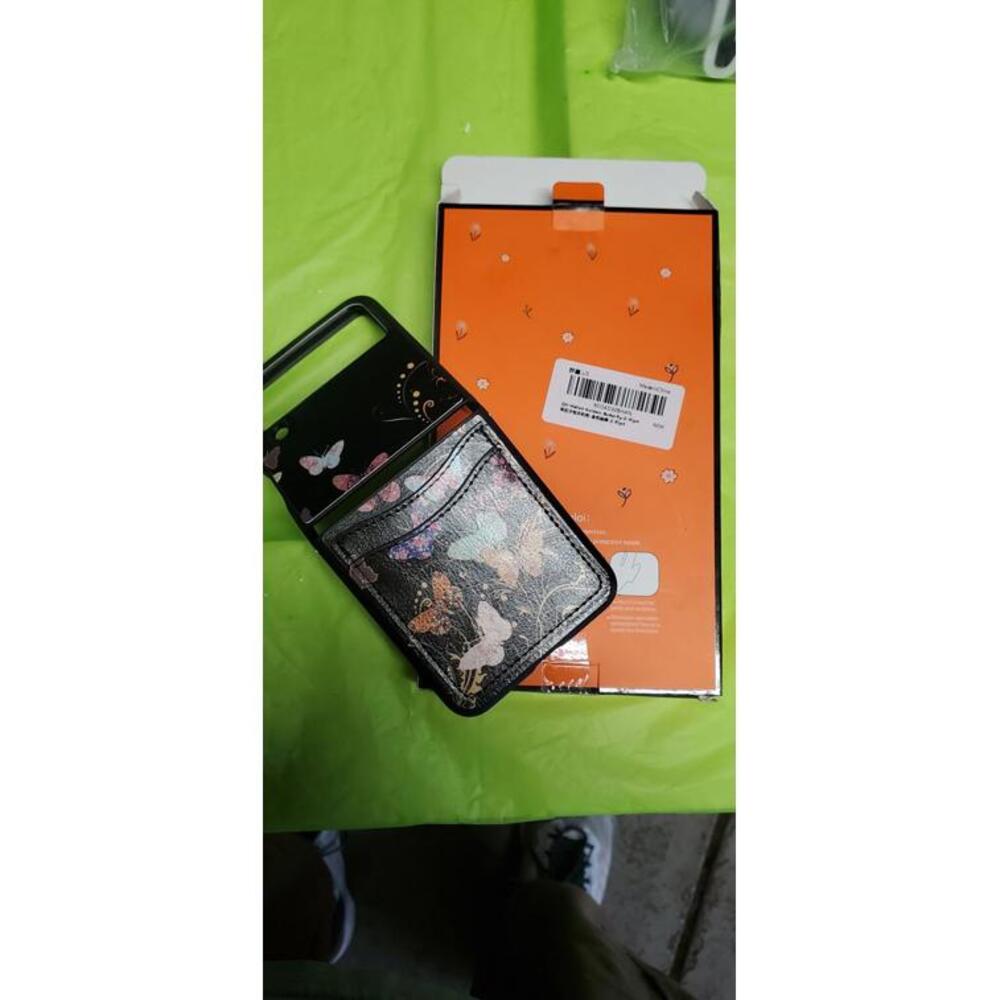 Butterfly Magic Phone Card Holder - Z Flip 4